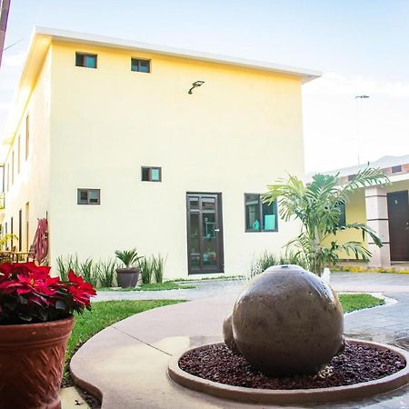 Hotel El Milagro 엘 푸에르테 외부 사진
